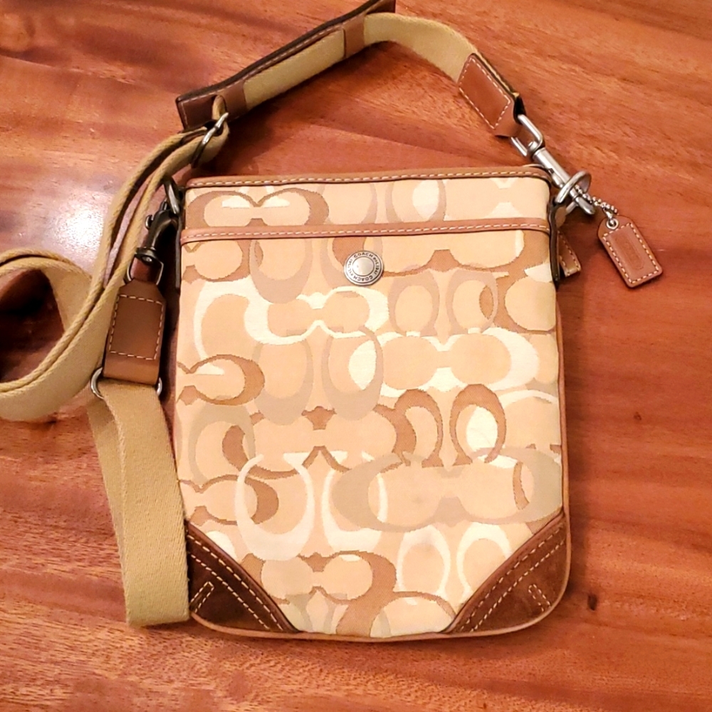 Handbag